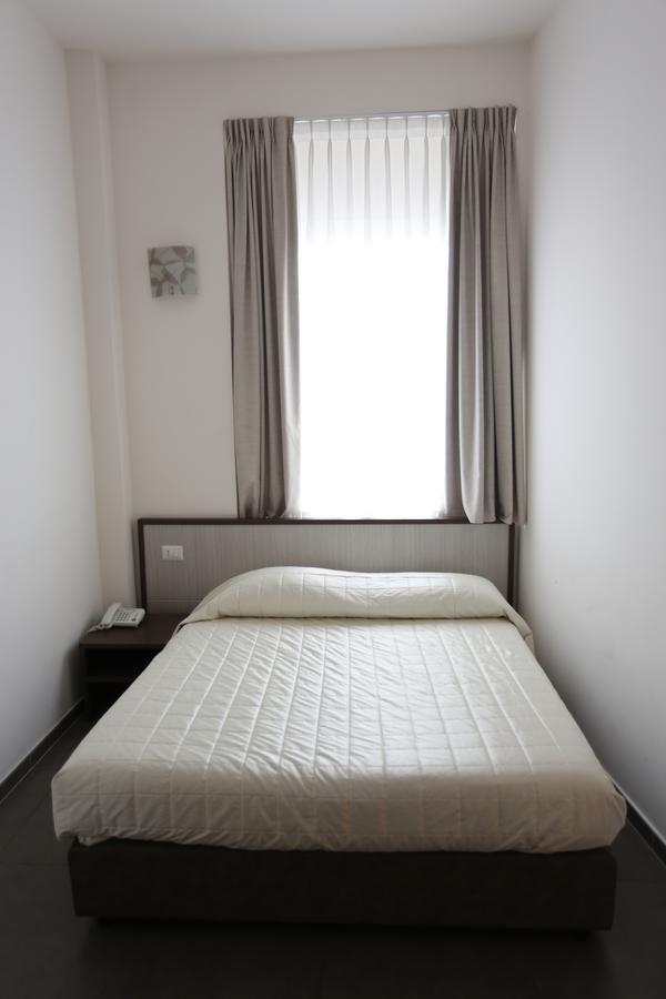 Hotel Eubea Reggio di Calabria Kültér fotó