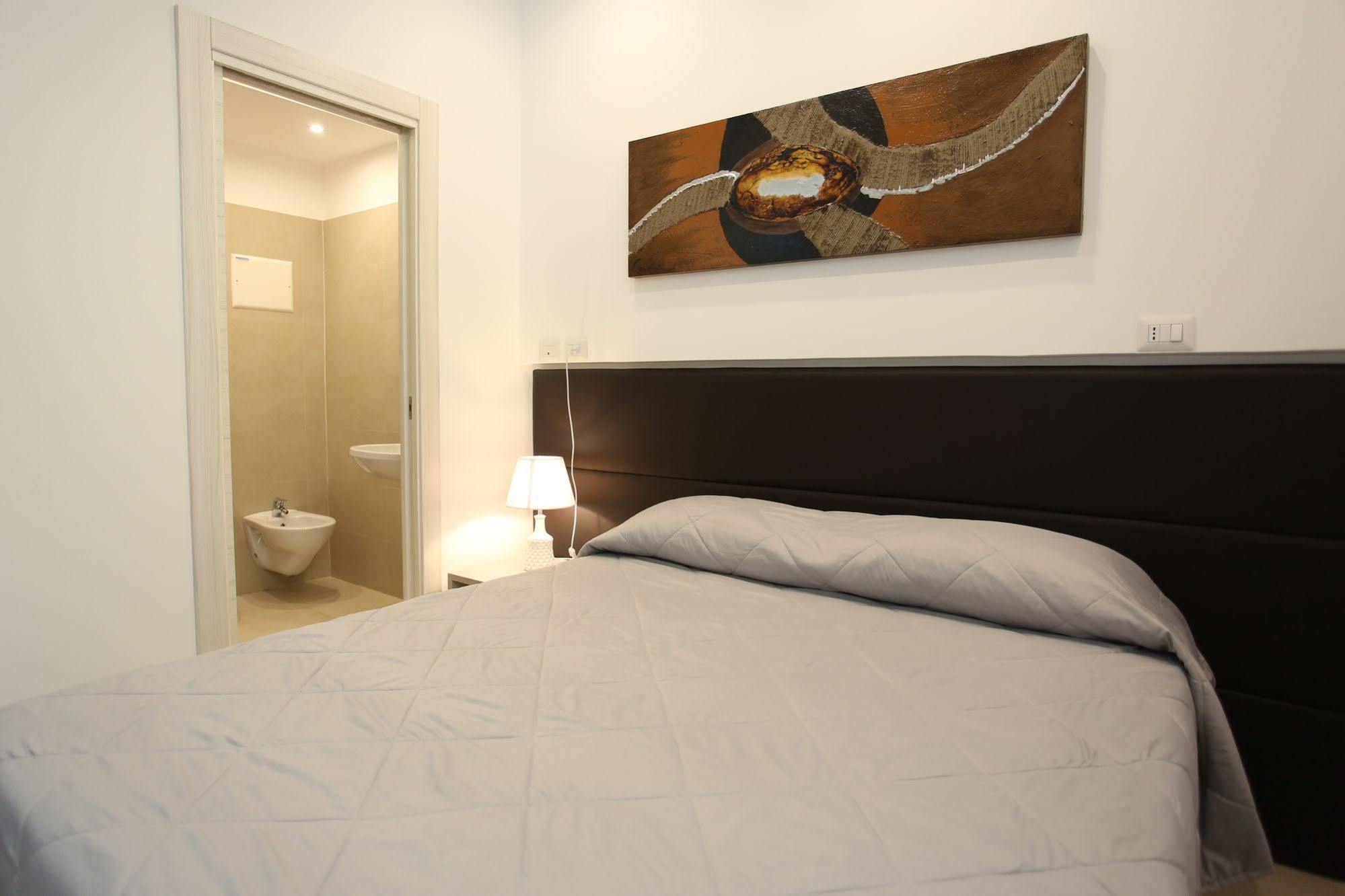Hotel Eubea Reggio di Calabria Kültér fotó